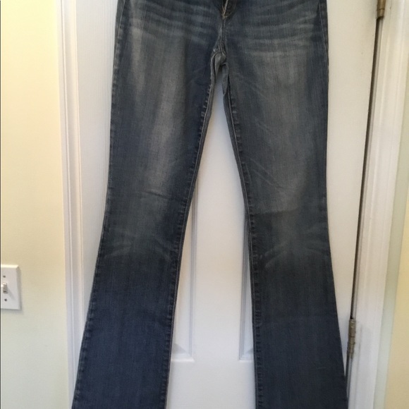 Jeans - Picture 2 of 3